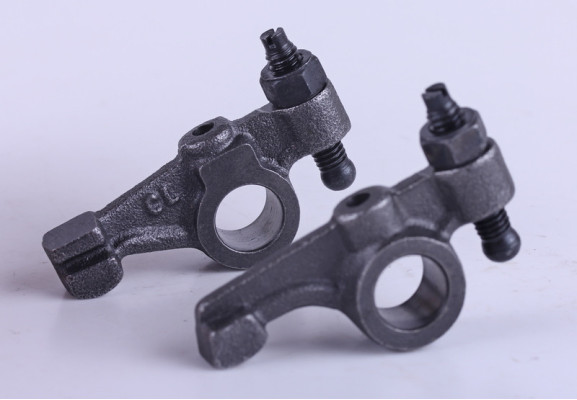 Коромисла + гвинти регулювання, к-т: 2 шт. – 178F YBX